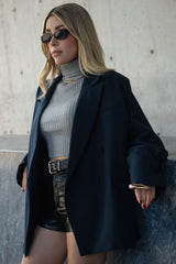 Blazer cruzado fit oversized con solapa hombreras