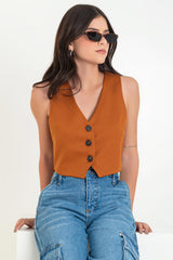 Chaleco corto ajustado escote v con botones