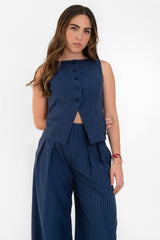 Chaleco de rayas cuello barco con abertura frontal