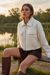 Chamarra bouclé bolsillos