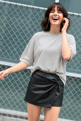 Falda pantalón nudo efecto piel