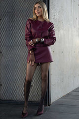 Falda short corto fit recto de efecto piel