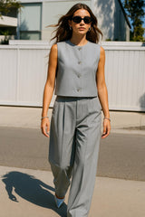 Pantalón wide leg de pinzas frontales cintura alta