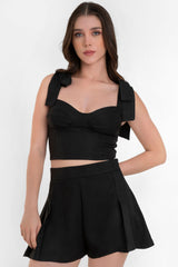 Short corto de cintura alta con olanes