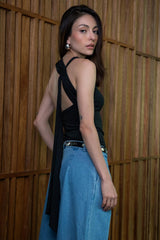 Top ajustado sin mangas escote espalda con lazo