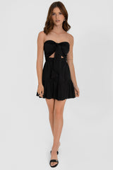 Vestido strapless de escote corazón con nudo