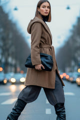 Abrigo corto capucha