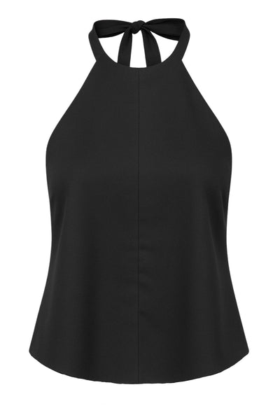 Blusa de fit fluido, cuello halter con nudo amarrable posterior, escote en espalda y cierre posterior con trabilla ajustable.