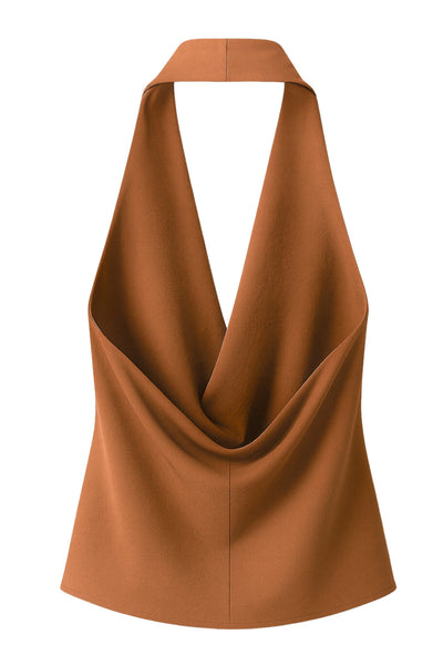 Blusa de cuello halter, escote fluido frontal, sin mangas y escote en espalda.