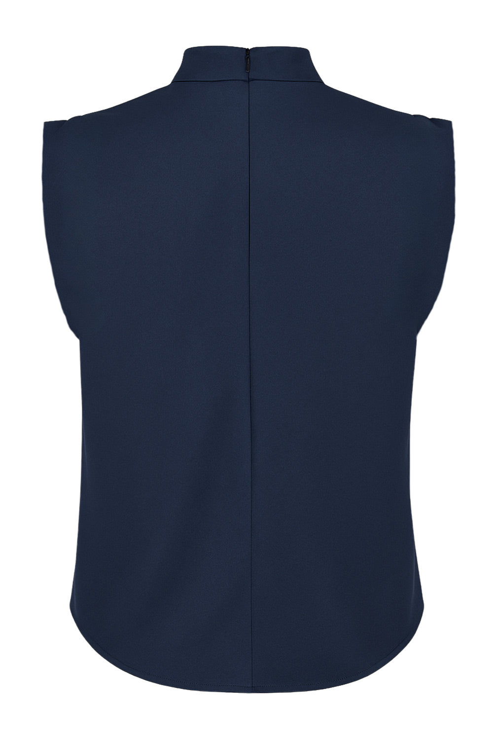 Blusa de fit oversized, sin mangas y cuello alto con detalles plisados en hombros.