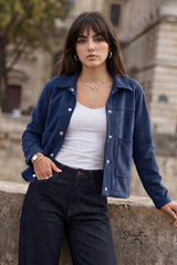 Chamarra efecto ante bolsillos