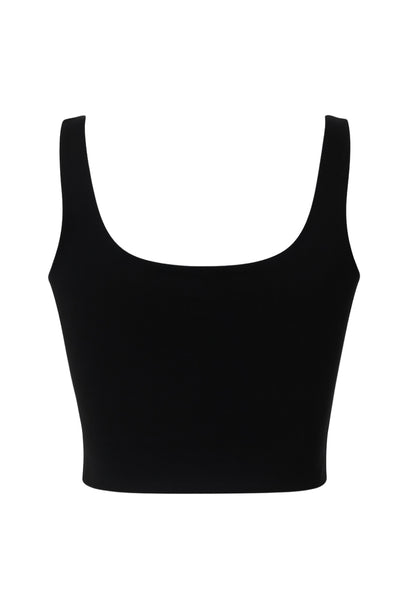 Crop top de tirantes, cuello redondo y fit ajustado.