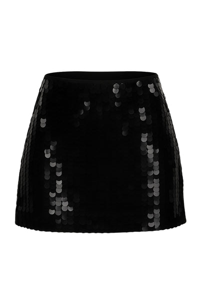 Falda corta de lentejuelas, fit ajustado y cintura alta elástica.