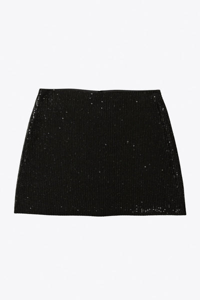 Falda corta de lentejuelas, fit ajustado y cintura alta elástica.