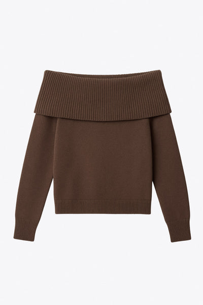 Jersey corto canalé de fit ajustado, hombros descubiertos con doblez en borde, manga larga y detalle de rib en bordes.