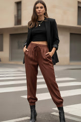 Jogger efecto satín