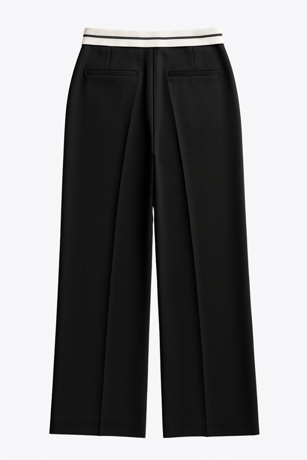 Pantalón de fit wide leg, pinzas frontales, cintura media con detalle de pretina en contraste, bolsillos delanteros y vivos decorativos posteriores. Detalle de raya frontal y posterior. Cierre frontal con broche y cremallera ocultos.