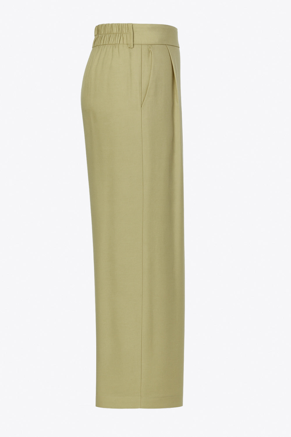 Pantalón de lino, fit wide leg, pinzas frontales, bolsillos delanteros, cintura alta con pretina elástica posterior y trabillas.