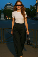 Pantalón wide leg con costuras trabillas decorativas