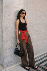 Pantalón wide leg pinzas