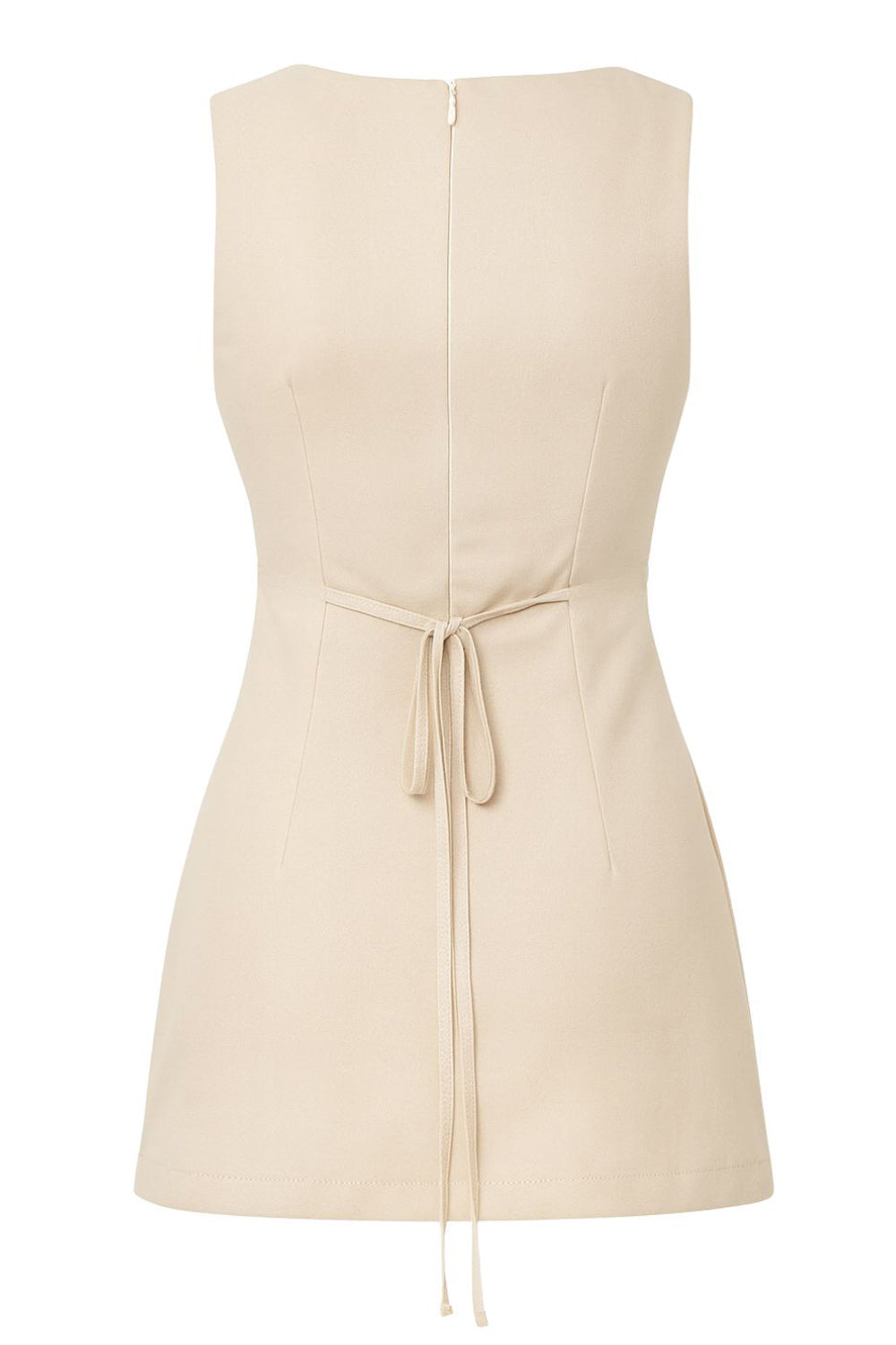 Playsuit de fit ajustado, cuello barco, sin mangas, pinzas frontales, lazo amarrable posterior y cierre con cremallera oculta.