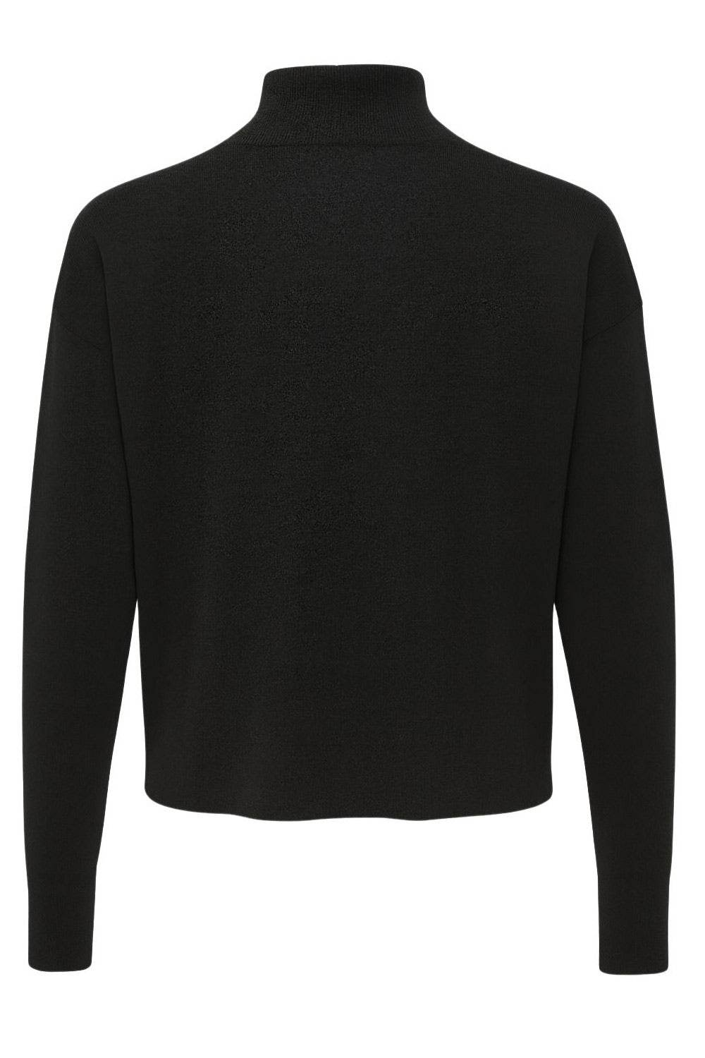 Jersey de punto, cuello alto con rib en borde, manga larga y fit recto.