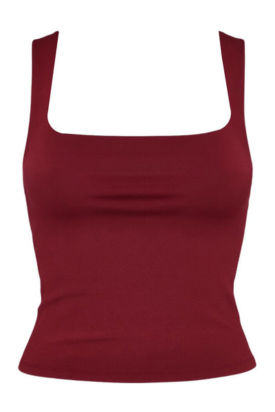 Top básico de fit ajustado, sin mangas y escote cuadrado.