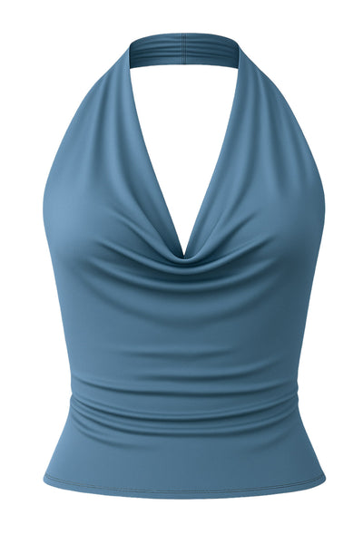 Top corto ajustado de cuello halter con escote fluido, sin mangas, escote en espalda, cierre posterior con botón y ojal.