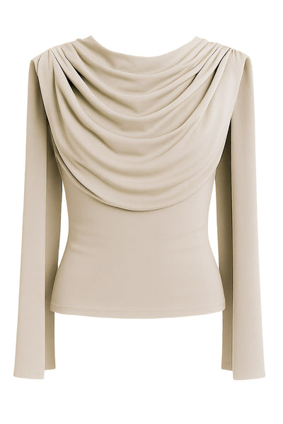 Top de fit ajustado, sin mangas, cuello redondo y detalle decorativo frontal con plisados en hombros.