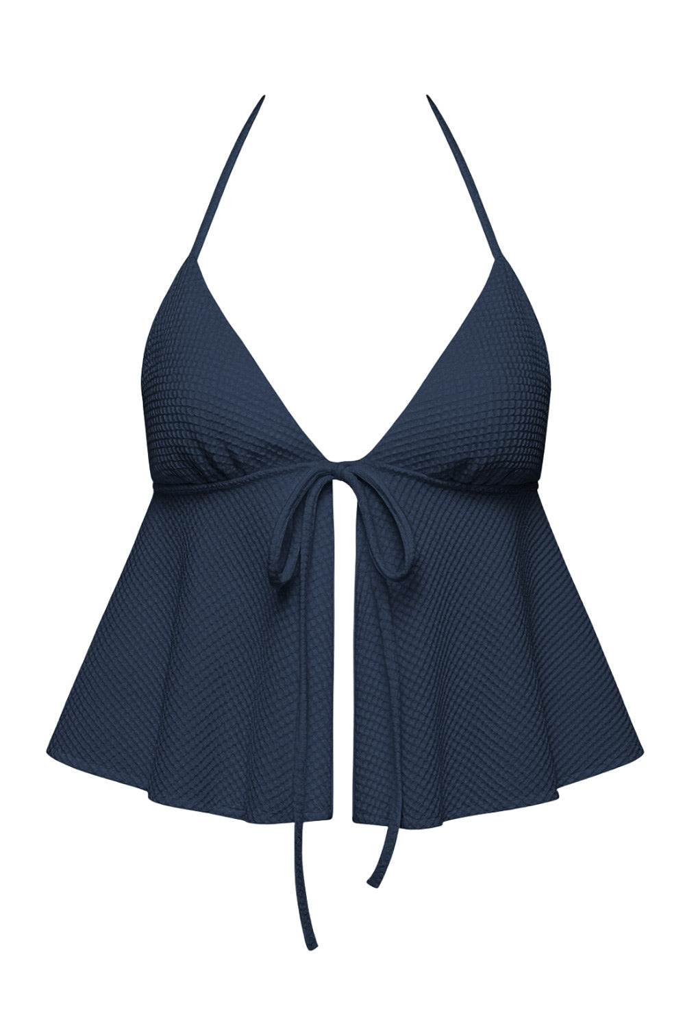 Top corto de escote v con lazo amarrable frontal, rib elástico en espalda, tirantes halter con lazo amarrable posterior y abertura frontal en bajo. Detalle de peplum olanes en bajo y textura en tejido.