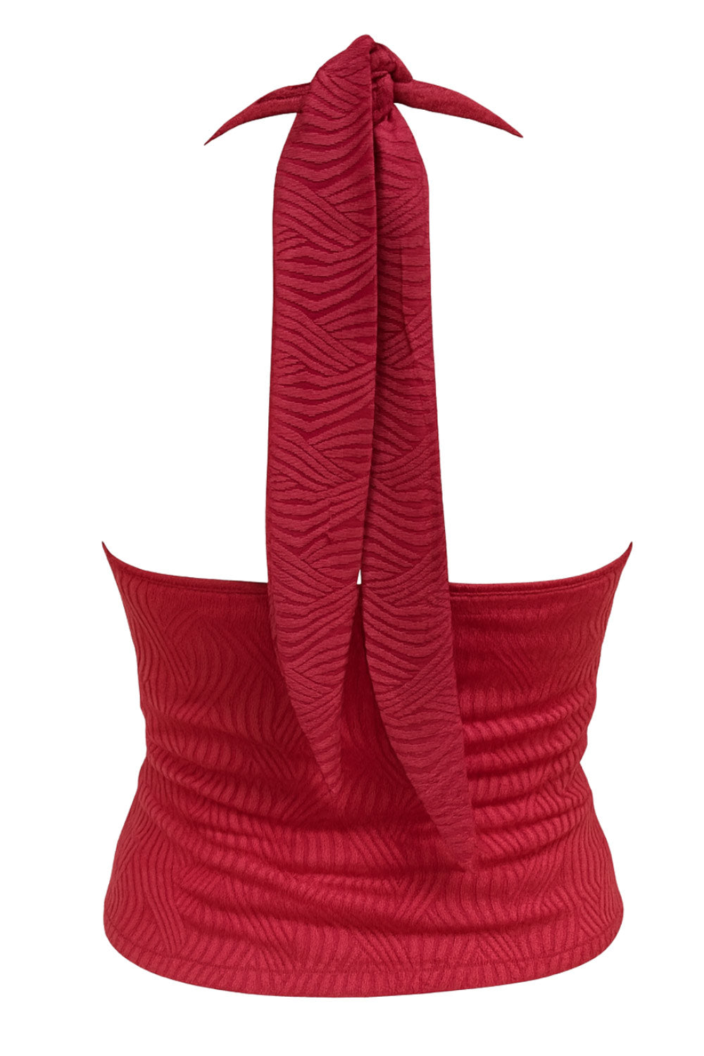 Top de fit ajustado, cuello halter con nudo amarrable posterior, escote corazón con cortes, plisados decorativos y cut out frontal. Detalle de textura en tejido.