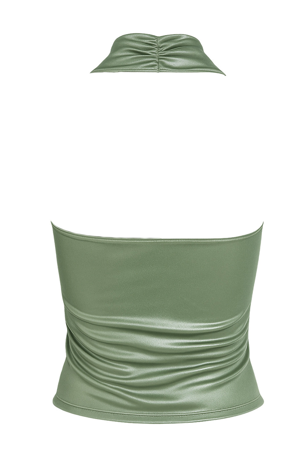 Top halter metálico de fit ajustado, escote fluido, sin mangas y detalles plisados posteriores.
