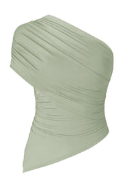 Top asimétrico de fit ajustado, escote diagonal con una manga corta seguida, hombro descubierto, plisados en hombro y costados.