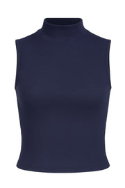 Top canalé básico de fit ajustado, sin mangas y cuello alto seguido.