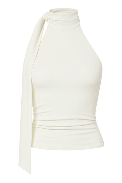 Top de fit ajustado, sin mangas, escote en espalda, cuello halter con plisados y nudo amarrable.