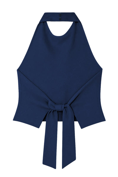 Top halter satinado, cierre de botones en el cuello, escote en espalda.