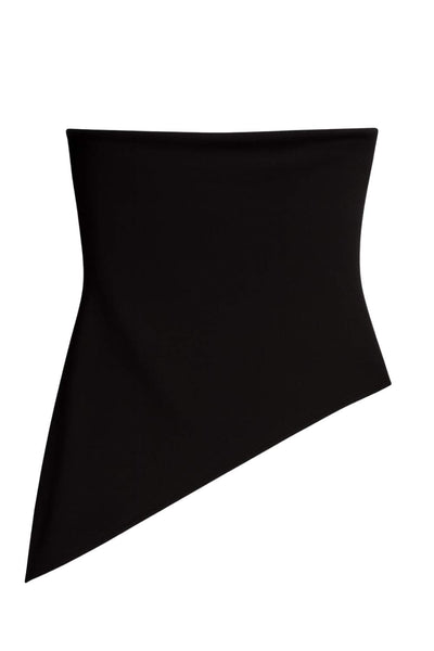 Top tubo de fit ajustado, escote recto con detalles plisados laterales y bajo diagonal asimétrico con rib en borde.