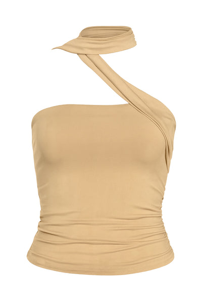 Top tubo de fit ajustado, escote recto, plisados en costados y detalle lateral de choker cruzado.